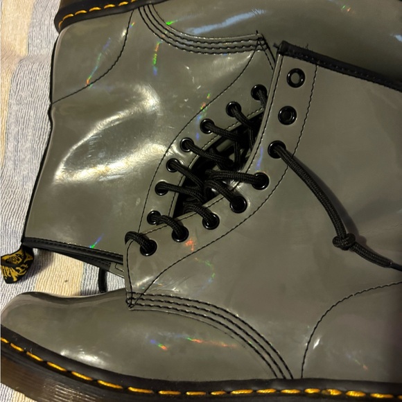 Iridescent gray Doc Martins - Picture 3 of 5
